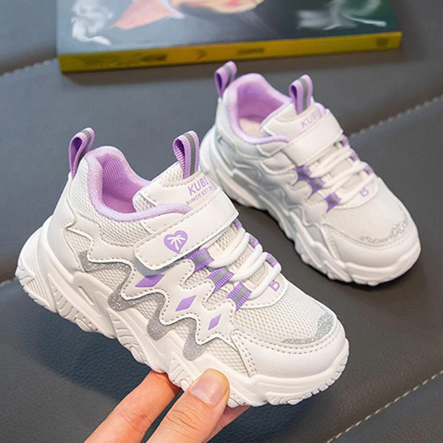 Boys Girls Lightweight Sneakers Kids Mesh Breathable Tennis Sports Shoes Non Slip Lace-up for Running/Walking