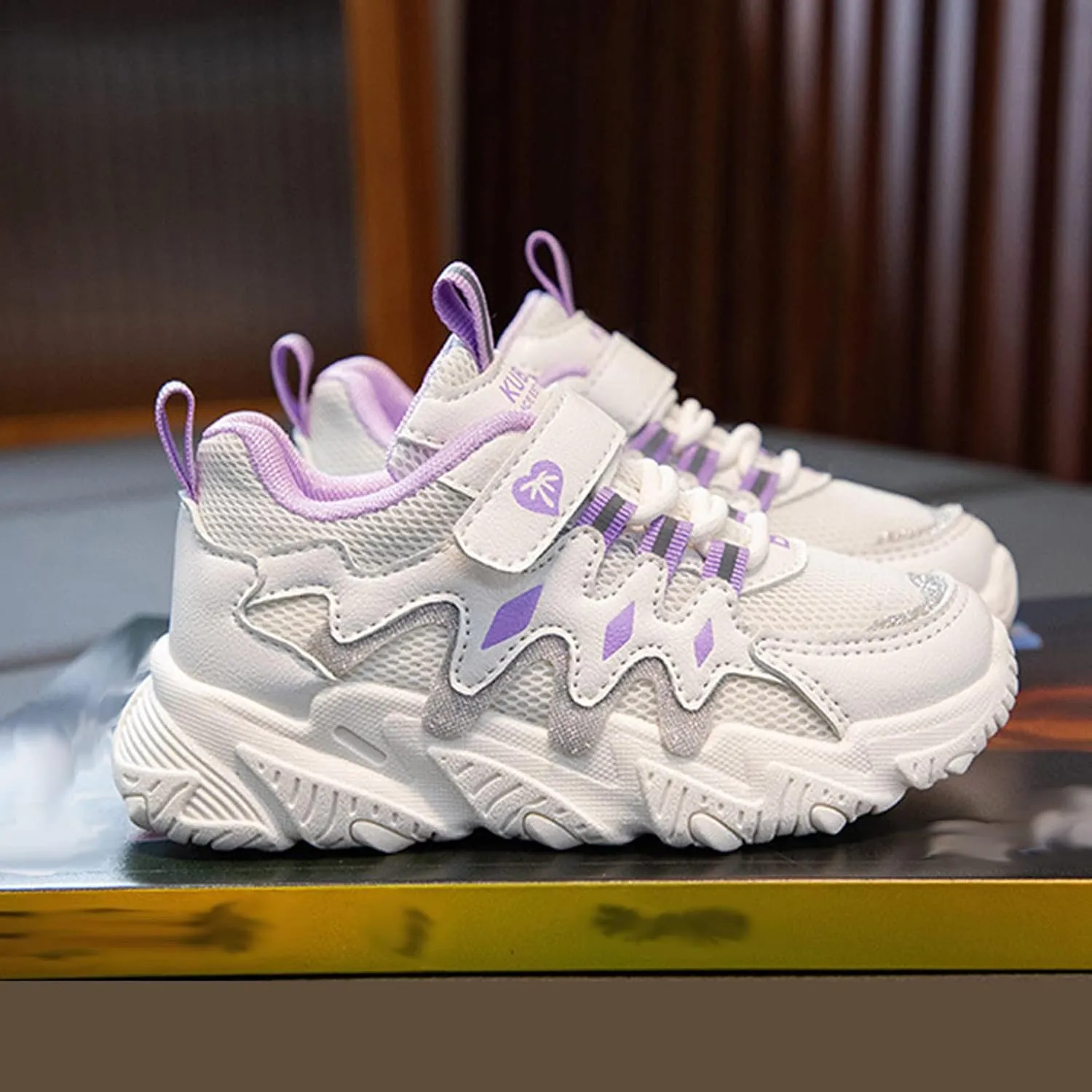 Boys Girls Lightweight Sneakers Kids Mesh Breathable Tennis Sports Shoes Non Slip Lace-up for Running/Walking