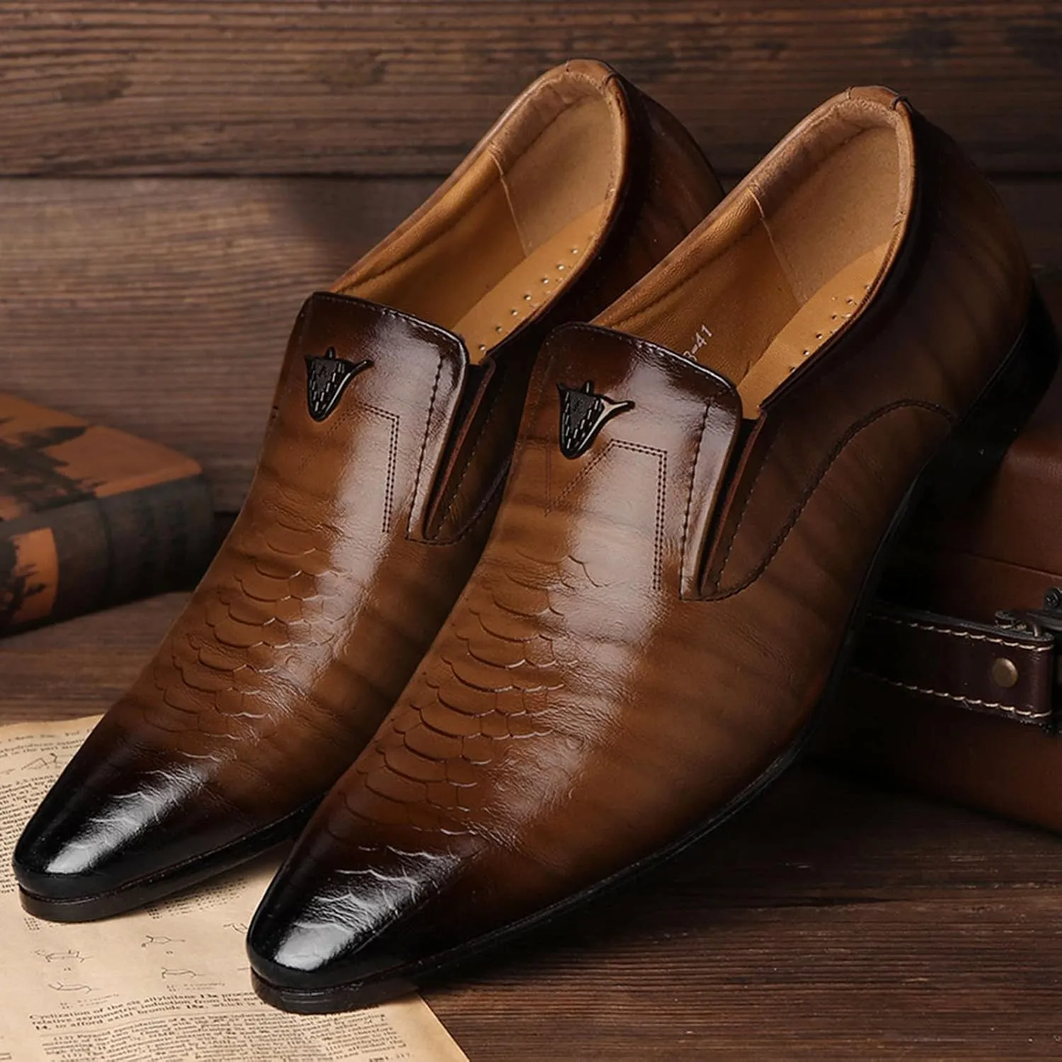 Men Formal Shoes Black Mens Shoes Classic Business Leather Shoes Fashion Retro Casual Solid Color Set Square Head Leather Shoes Business Casual Shoes Men Loafers