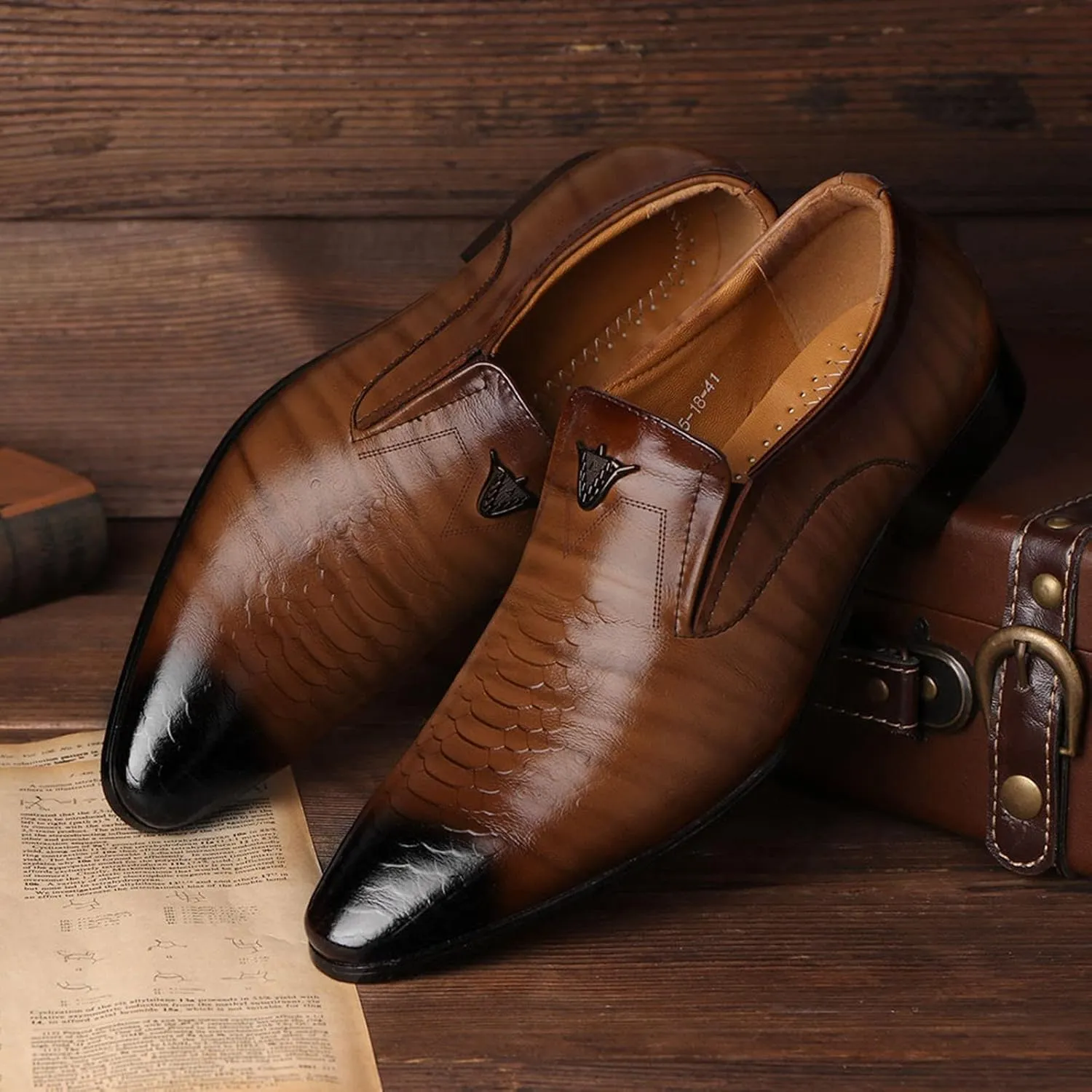 Men Formal Shoes Black Mens Shoes Classic Business Leather Shoes Fashion Retro Casual Solid Color Set Square Head Leather Shoes Business Casual Shoes Men Loafers