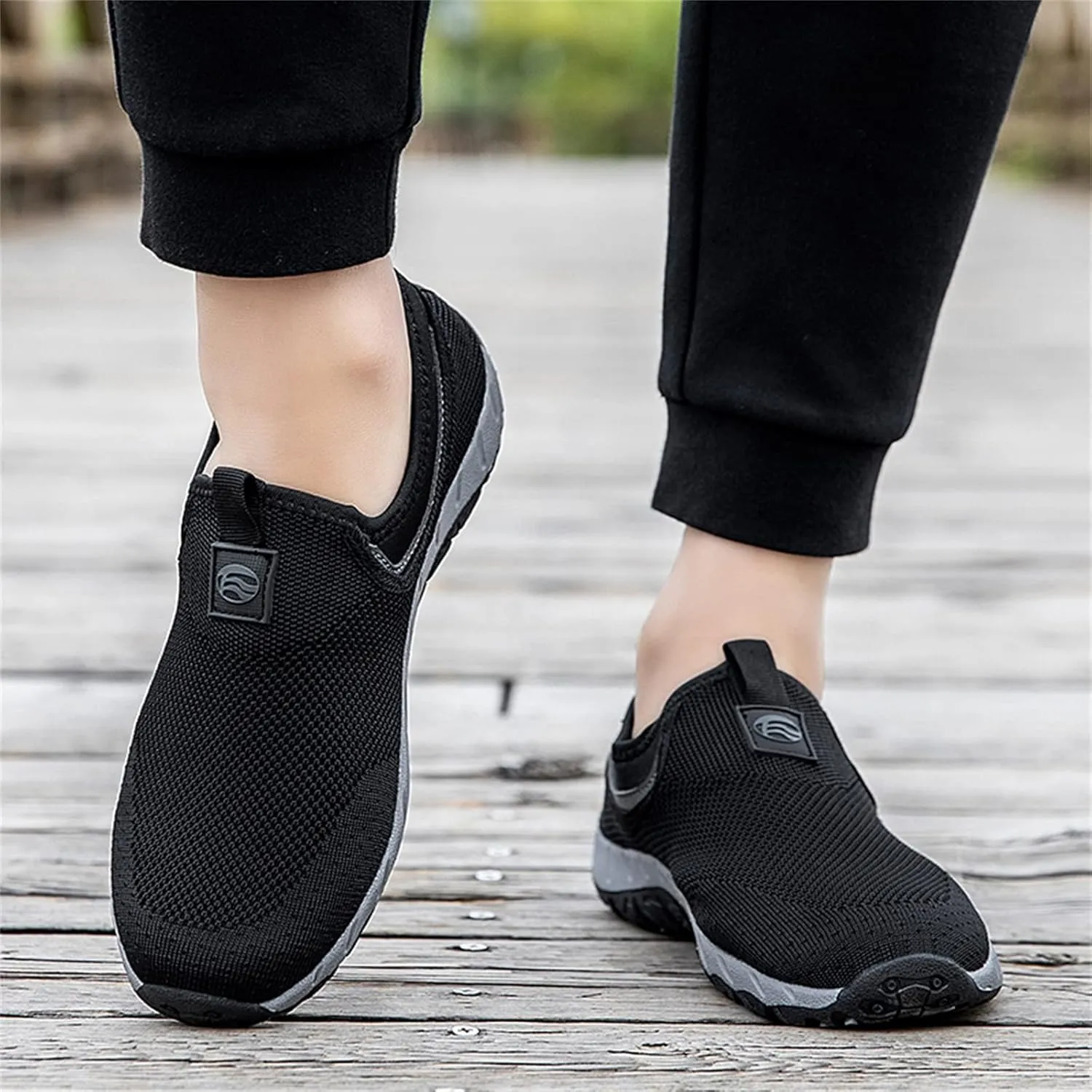 Mens Loafers & Slip-Ons Couples' Men's New Spring Flying Knit Slip On Casual Sports Shoes for Middle and Elderly