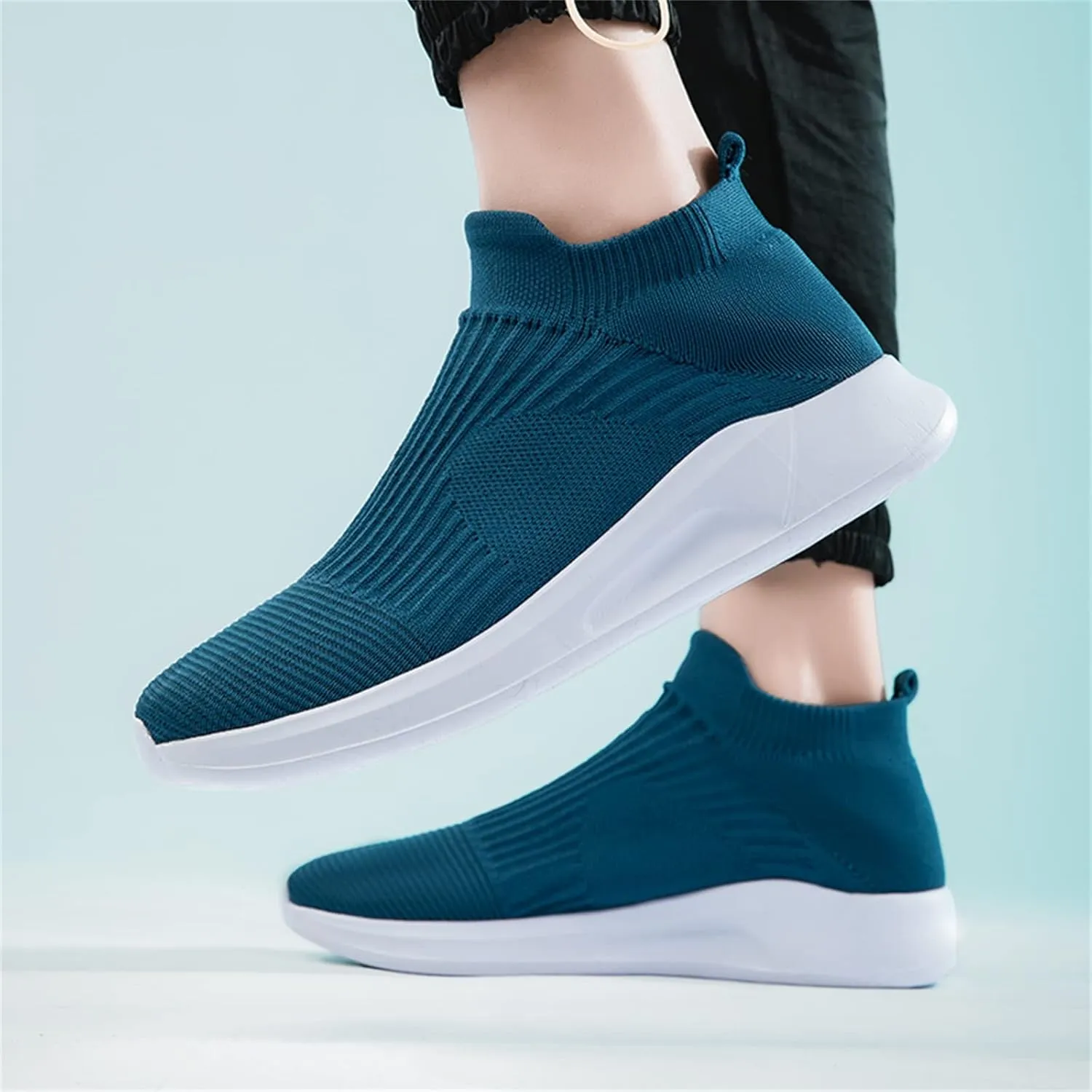 Mens Loafers & Slip-Ons Fashion Spring and Summer Men Sports Shoes Flat Bottom Lightweight Slip On Fly Woven Mesh