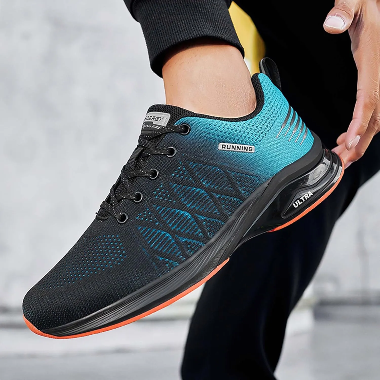 Men's Sports Running Shoes Fashion Sneakers Non-Slip Breathable Road Jogging Shoes Indoor Outdoor Fitness Running Trainers Outdoor Mesh Sports Tennis Shoes