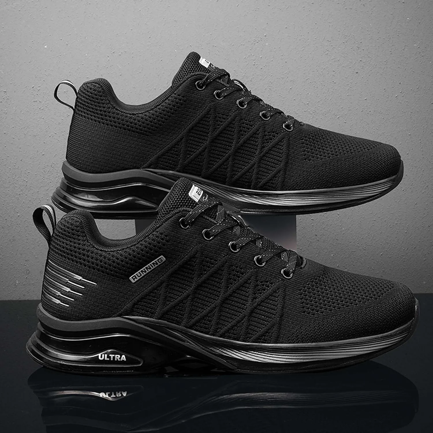 Men's Sports Running Shoes Fashion Sneakers Non-Slip Breathable Road Jogging Shoes Indoor Outdoor Fitness Running Trainers Outdoor Mesh Sports Tennis Shoes