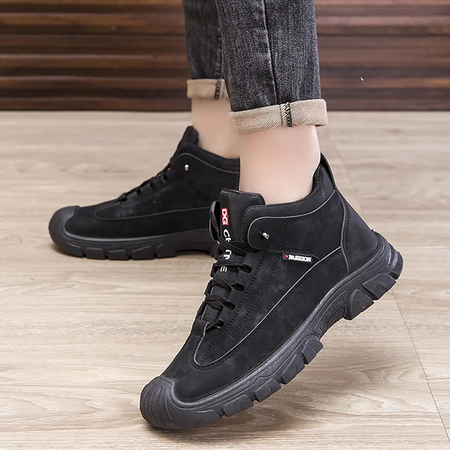 Men's Winter Plush Chukka Boot Thickened Casual Soft Sole Cotton Snack Boots Lace Up Hiking Ankle Shoes Men Casual Dress