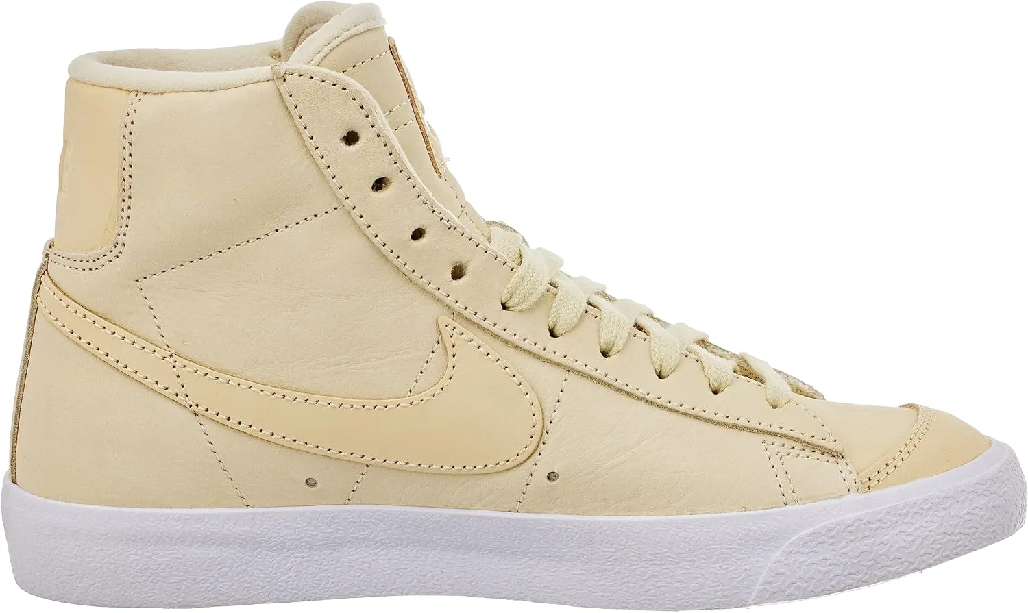 Nike Women's Sneaker, Medium