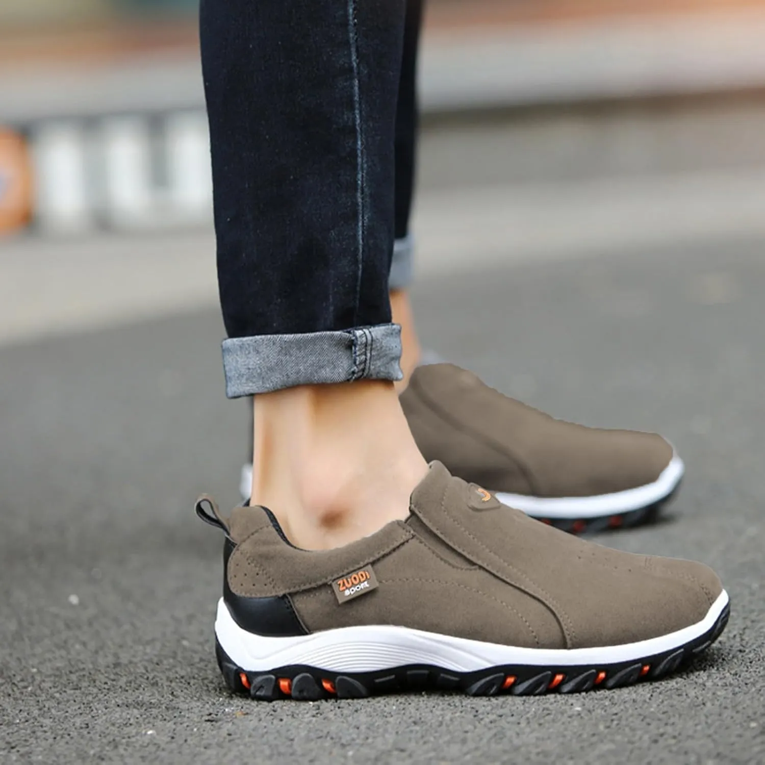 Slip on Walking Shoes Men PU Leather Hiking Shoes Comfortable Memory Foam Breathable Fashion Sneakers Non Slip Travel Jogging Workout Tennis Shoes Wide Width