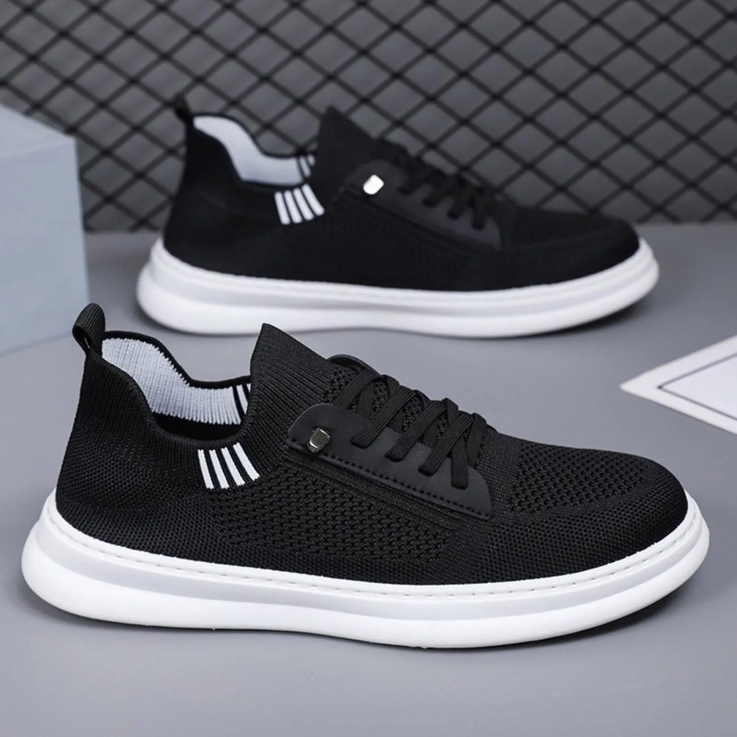 Stretch Men's Shoes Loafers & Slip-Ons Fashion Summer Autumn Men Sneakers Fly Woven Mesh Breathable Slip On