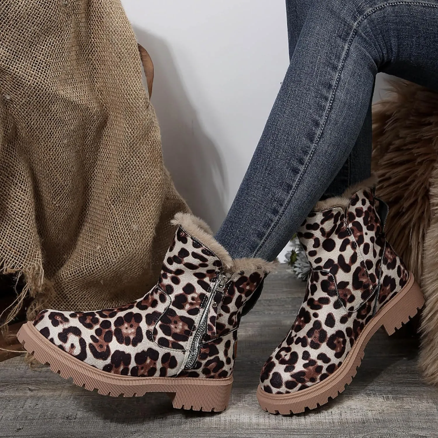 Women's Winter Snow Boots Platform Ankle Boots for Women Fleece Lined Warm Boots Water-proof Non-Slip Outdoor Shoes Chunky Low Heels Side Zipper Insulated Mid-Calf Boots Suede Slip On Boots